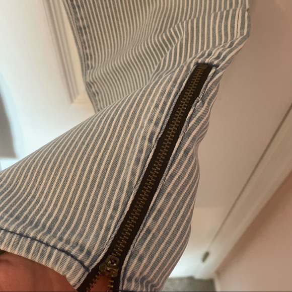 Toothpick Skinny Style Jeans with White Accents - Picture 4 of 8